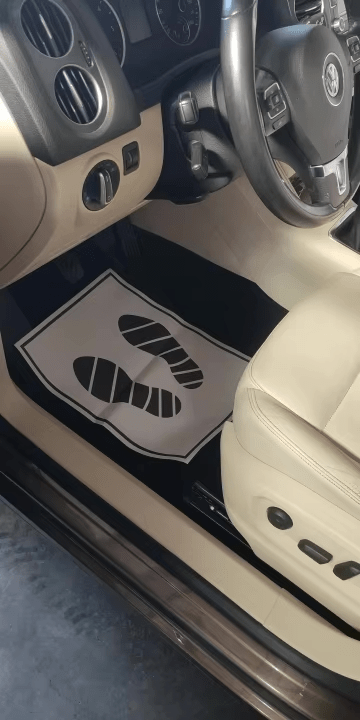 De Detailshop Schutz-Fußmatten fürs Fahrzeug