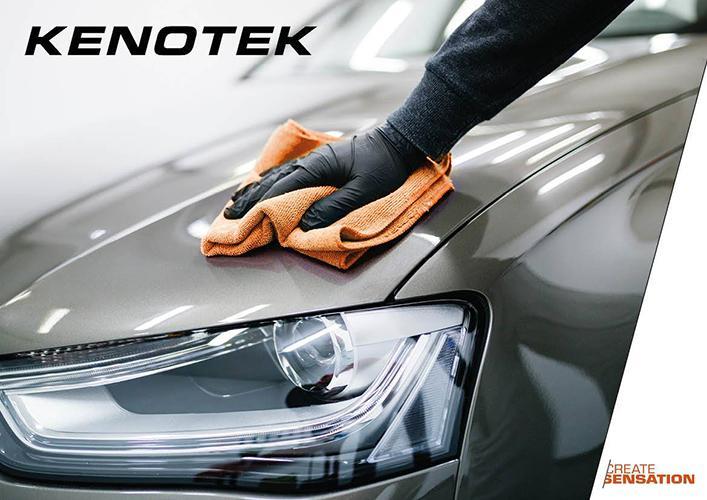 Kenotek Showroom Shine actiebeeld op autolak