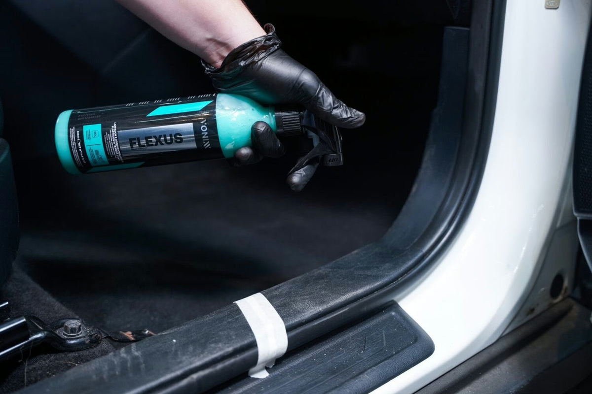 Vonixx Flexus | 2-in-1-Innenraumreiniger und Kunststofffpflege - De Detailshop